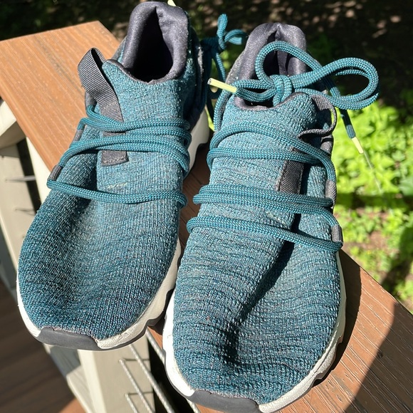 Sorel Kinetic Lace Sneaker - Picture 10 of 10